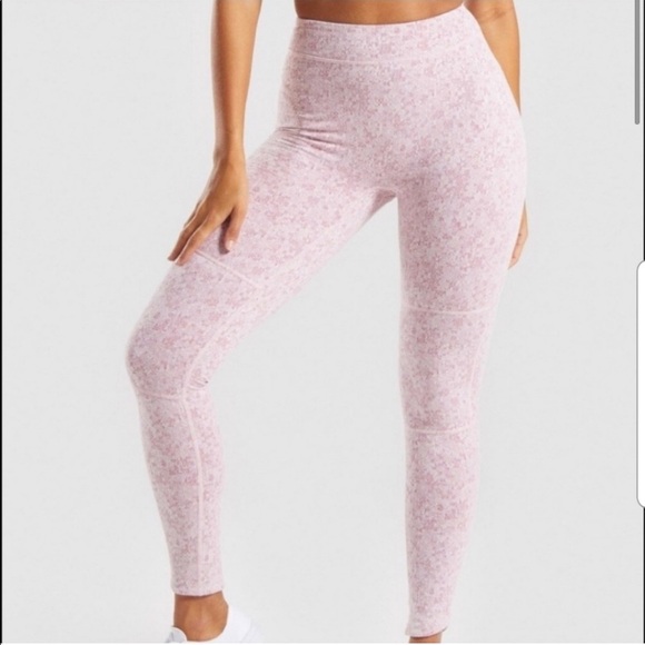 Gymshark Compression Fit Fleur Texture Legging - Picture 3 of 8